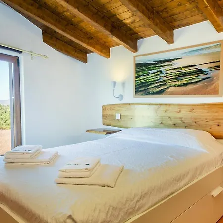 H - Montes De Praias Guesthouse Aljezur Exterior photo