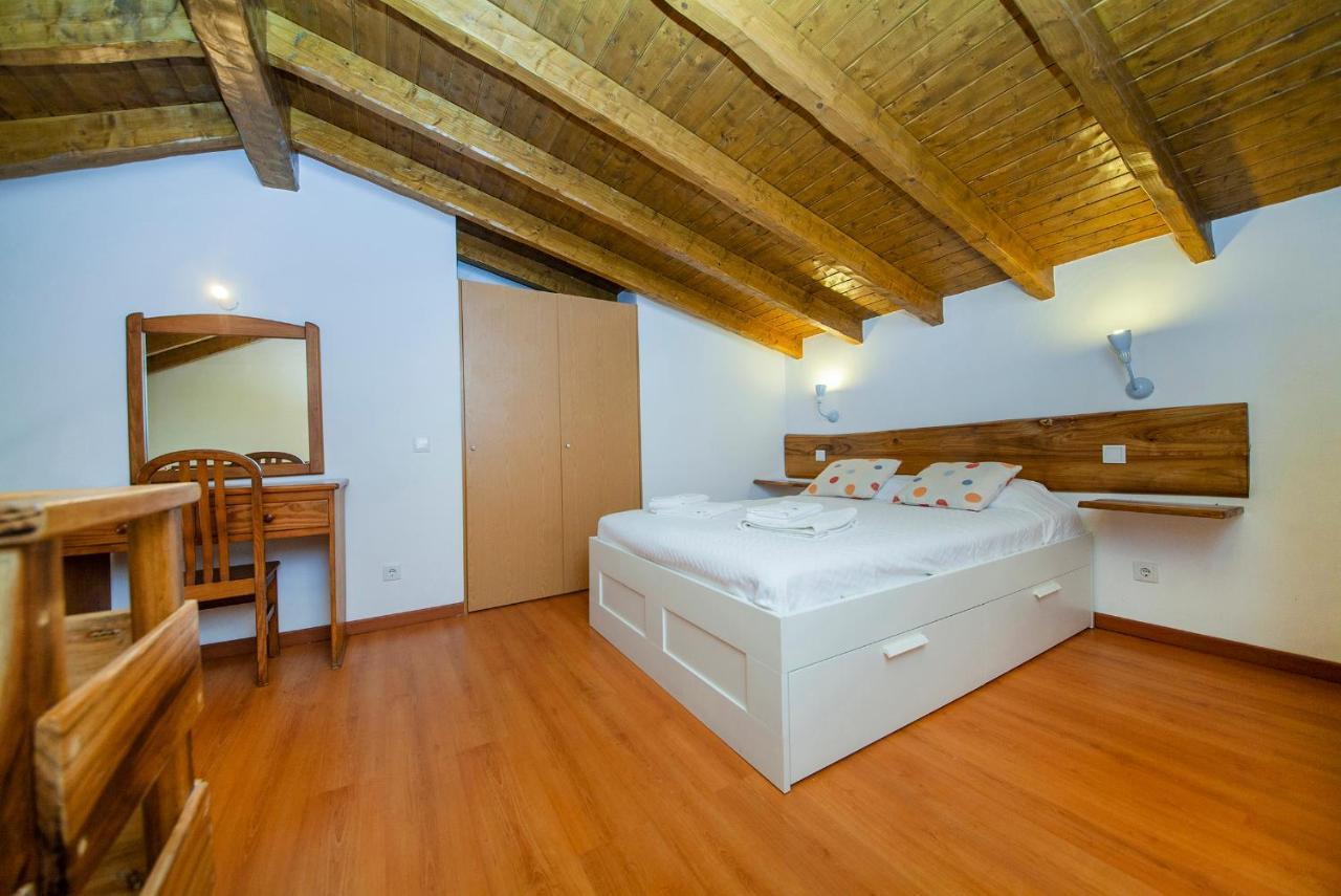 H - Montes De Praias Homestay *